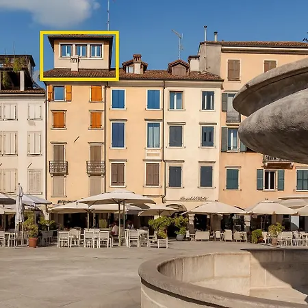 Piazza San Giacomo - Attico Su Due Livelli Apartamento Údine